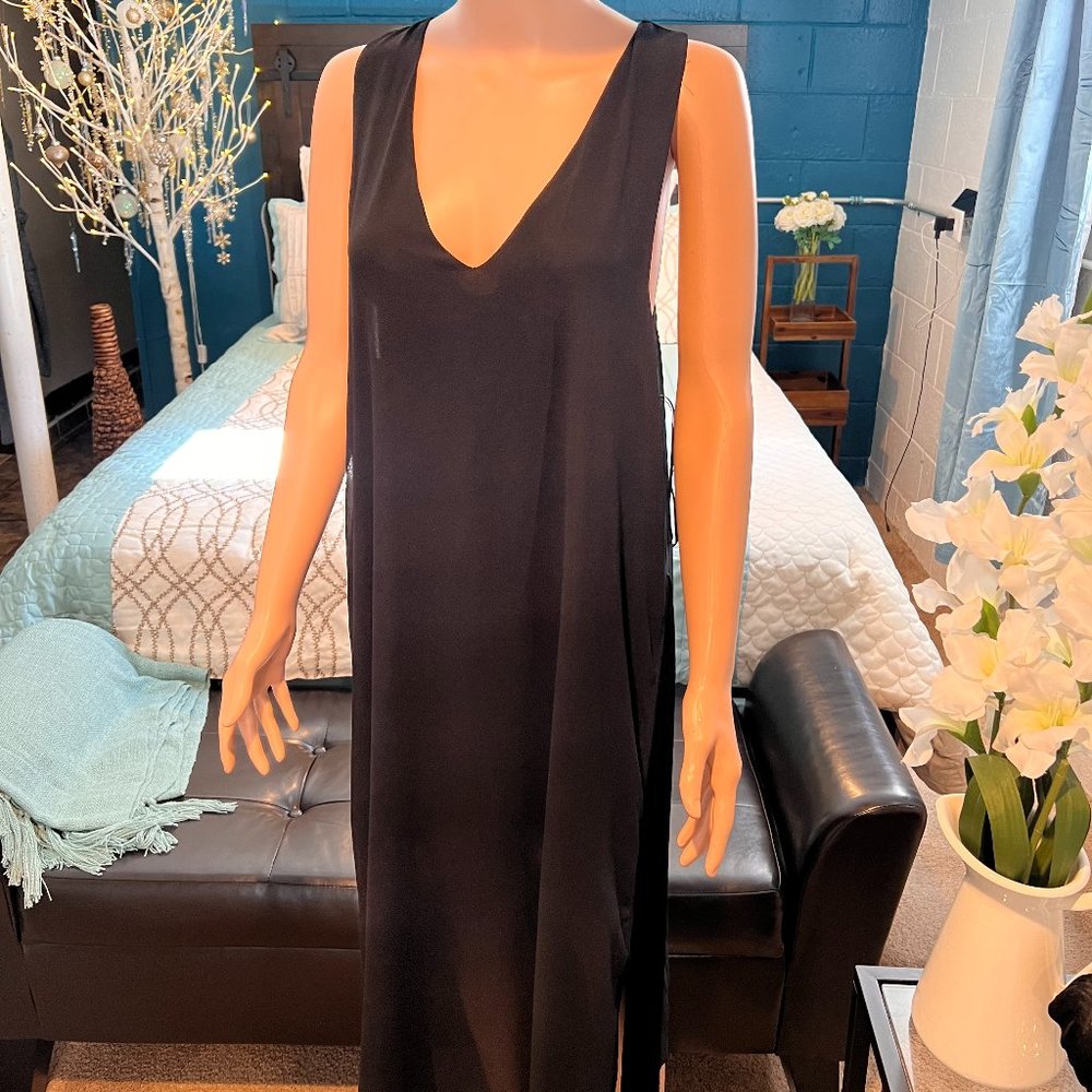 Black Maxi dress size L. Pre-owned